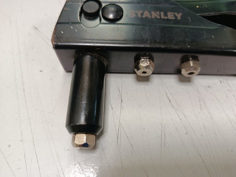 Купити Stanley 0-69-833 Б/У