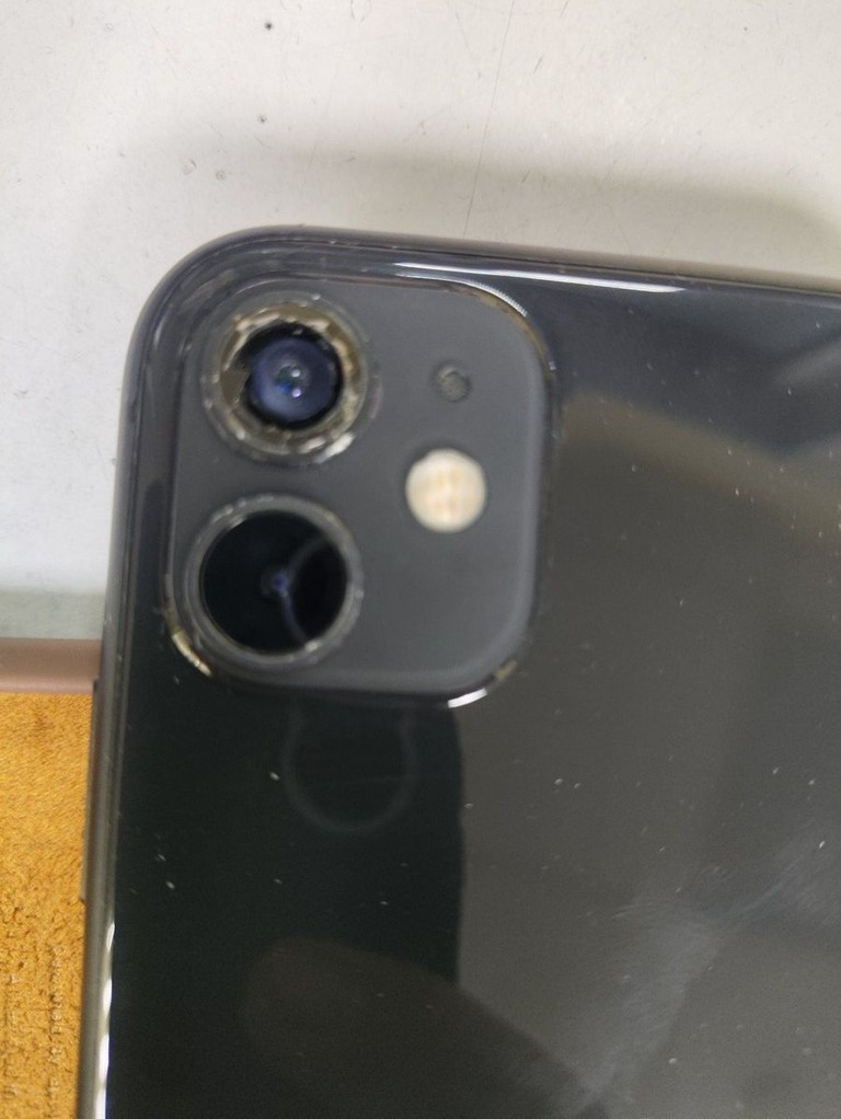 Объявление Apple iphone 11 64gb Б/У