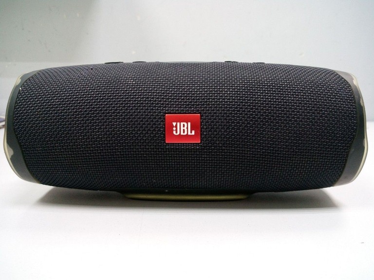 Купити Jbl charge 4 Б/У