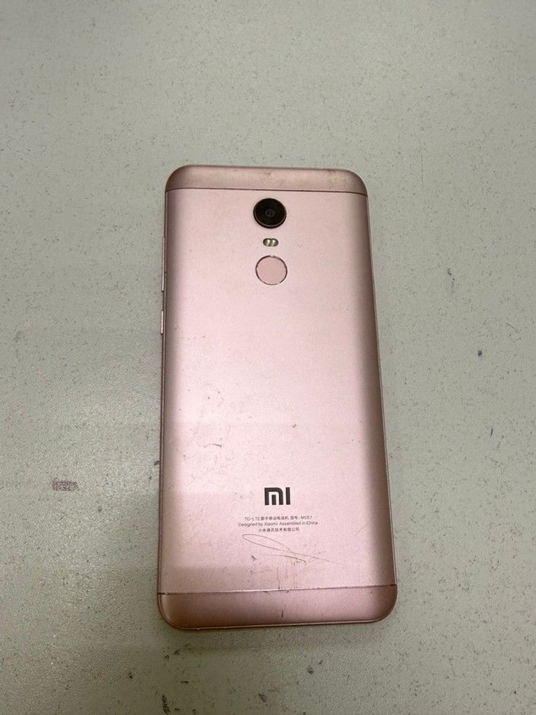 Дешево Xiaomi redmi 5 plus 4/64gb з ломбарду