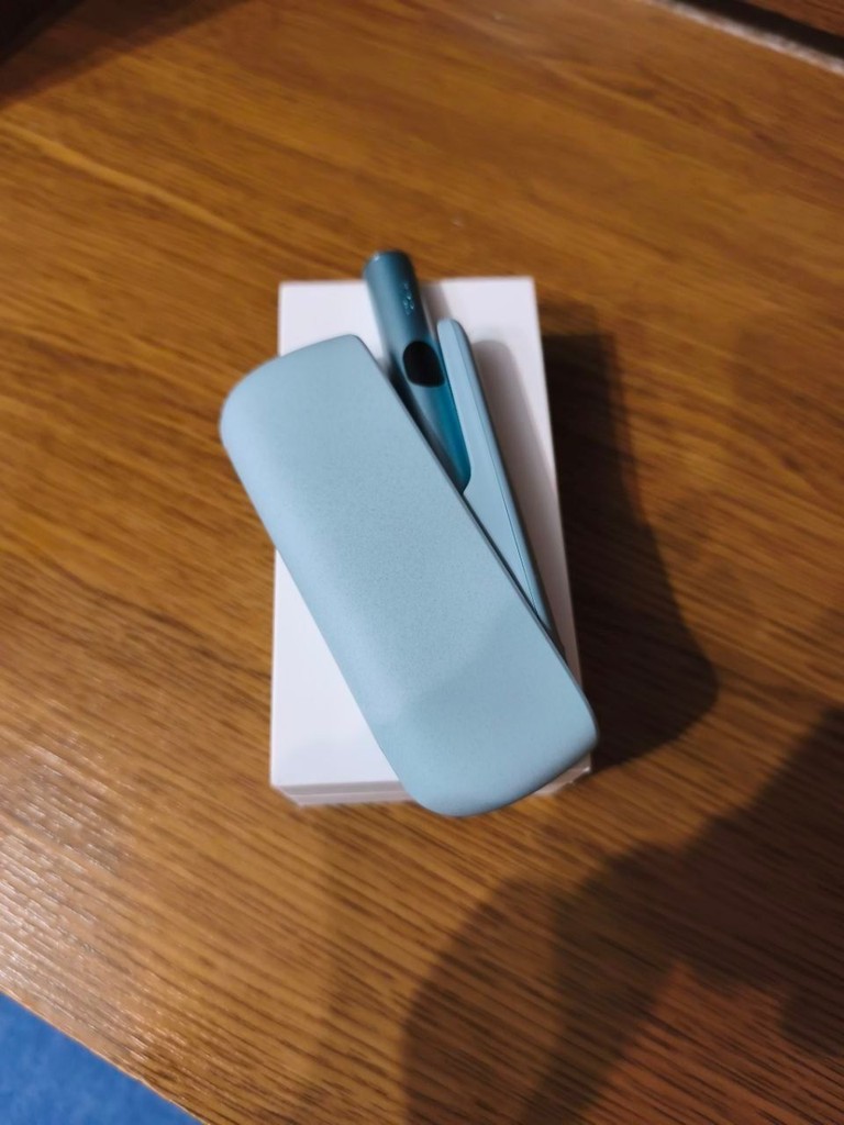 Купити Новий iqos iluma i 2025 . Аквамарин. Запакованний. Гарантія. Б/У