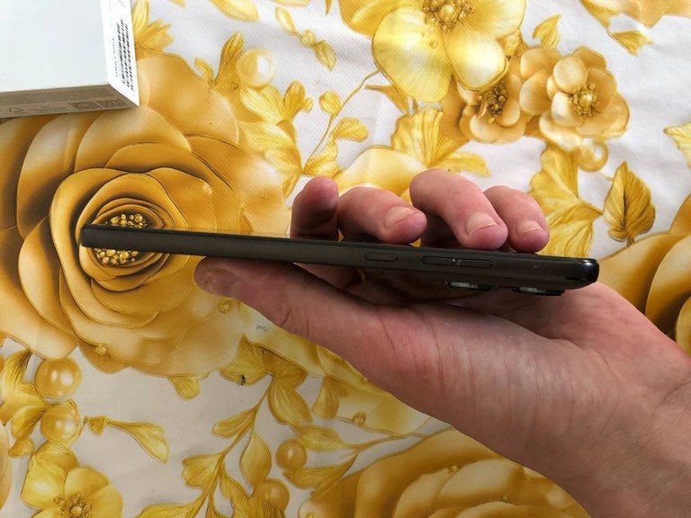 Объявление Motorola Moto G77 8/256GB Shaded Spruce (PBAW0027) Б/У