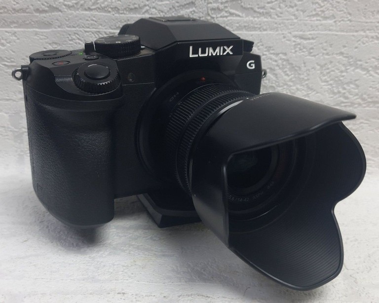 Купить Panasonic lumix dmc-g7 kit 14-42mm Б/У