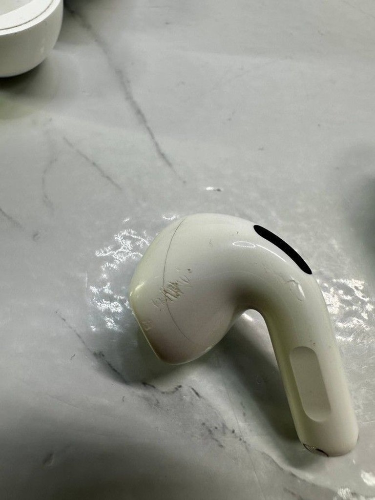 Apple airpods 4 Код:01-201116398. Изображение 5