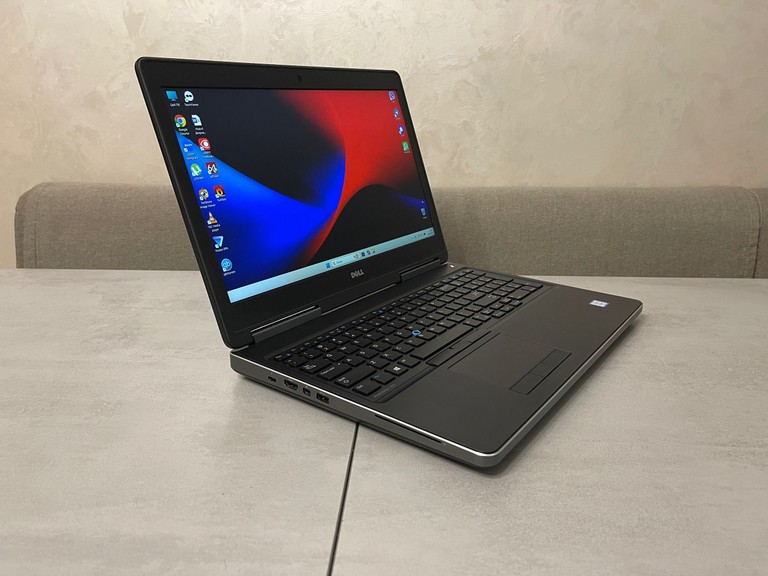 Дешево Dell Precision 7520, 15.6" з ломбарду