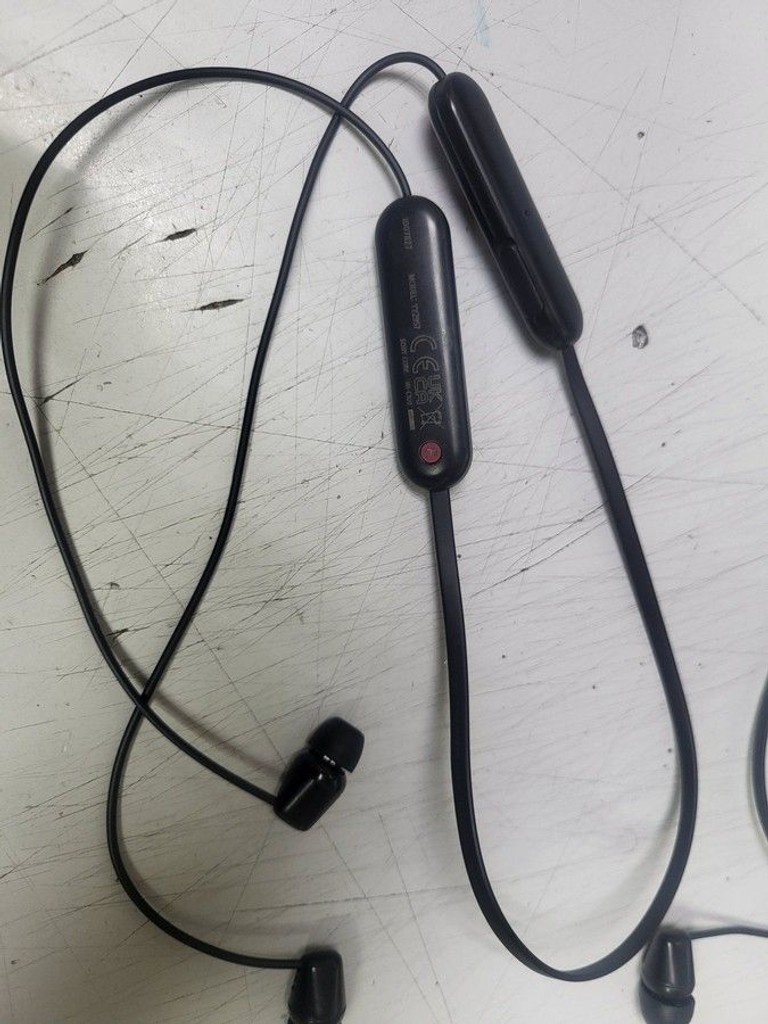Дешиво Sony wi-c100 с ломбарда