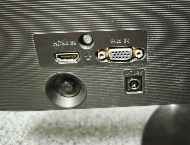 Дешиво Samsung s24f350fhi с ломбарда