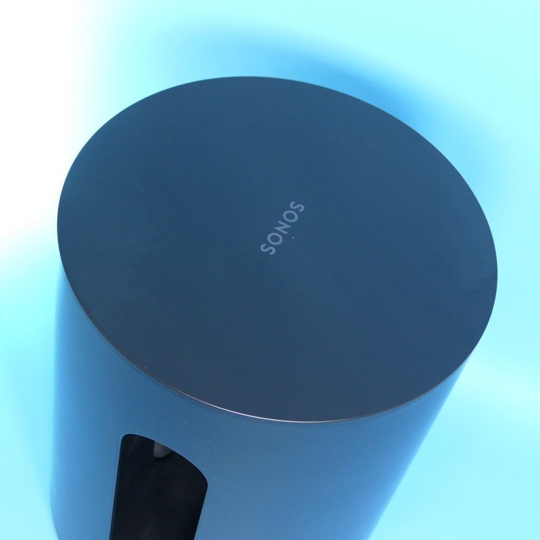 Дешиво Sonos Sub Mini Black с ломбарда