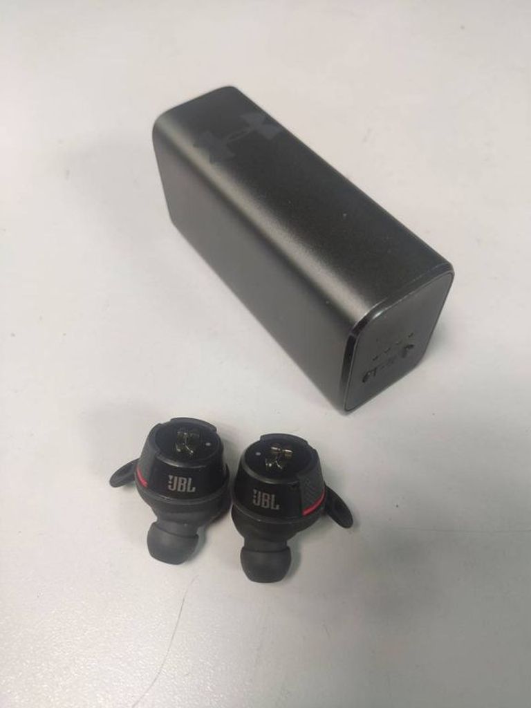 Объявление Jbl under armour flash x Б/У