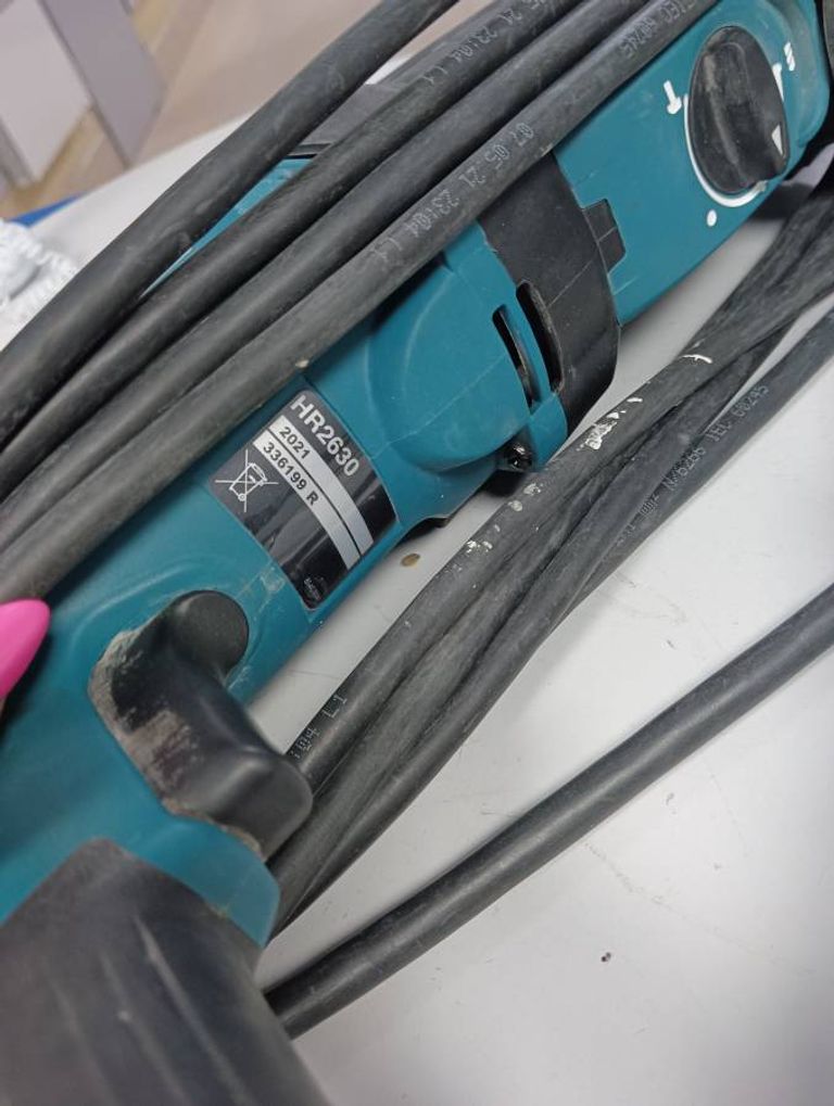 Makita HR2630