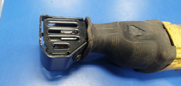 Дешиво Dewalt DWE305PK с ломбарда