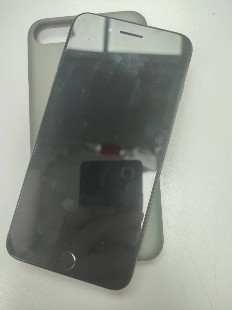 Дешиво Apple iphone 7 plus 32gb с ломбарда