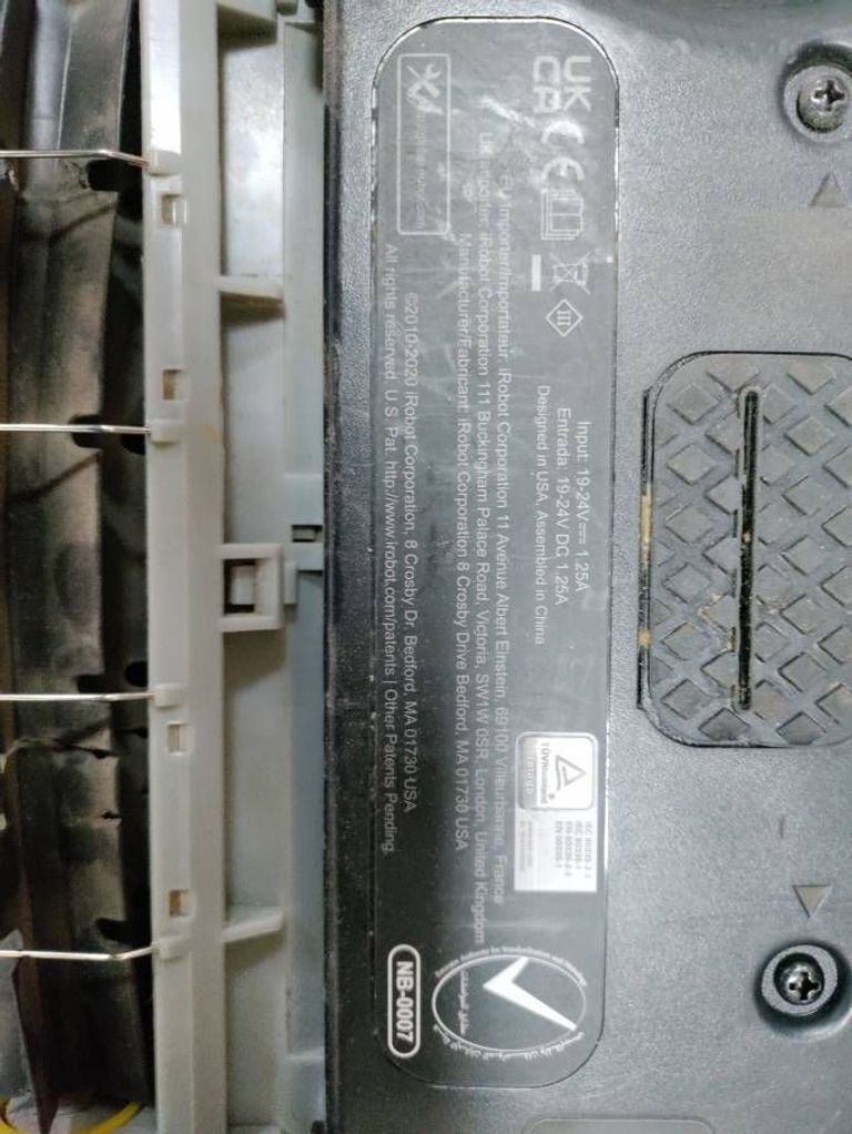 Дешево Irobot Roomba 697 з ломбарду