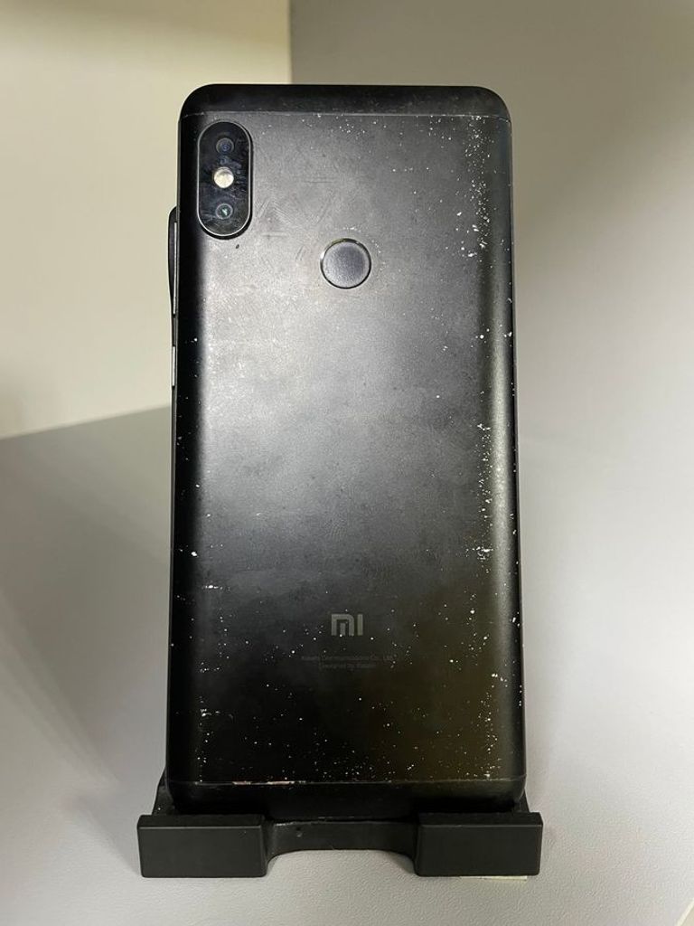 Дешиво Xiaomi Redmi Note 5 4/64GB Black с ломбарда