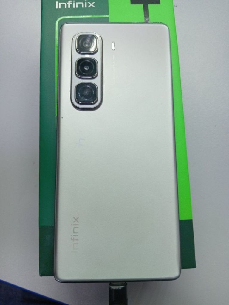 Оголошення Infinix hot 50 pro+ 8/256gb Б/У