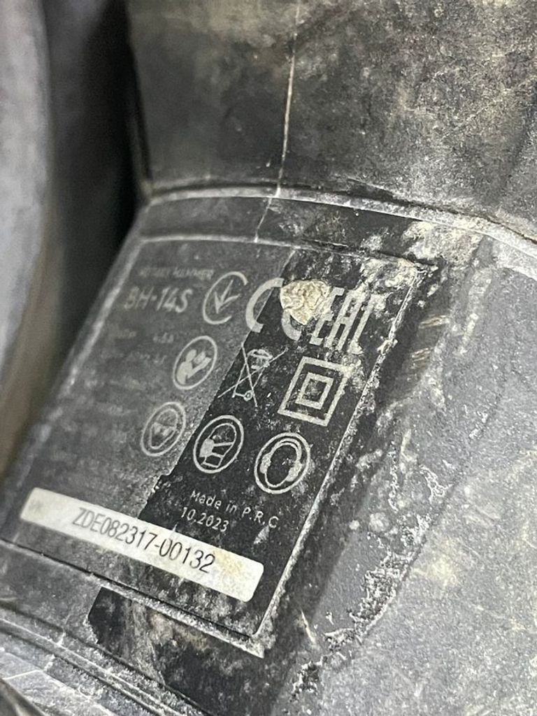 Дешево Dnipro-M bh-14s з ломбарду