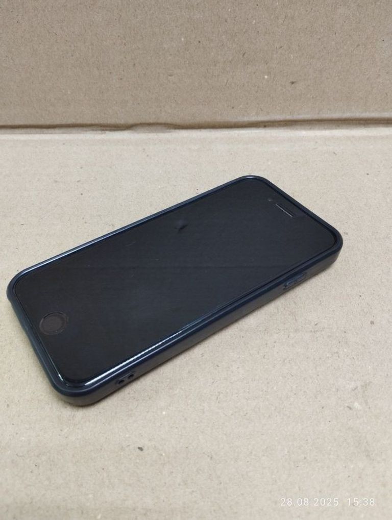 Дешиво Apple iphone se 2020 256gb с ломбарда