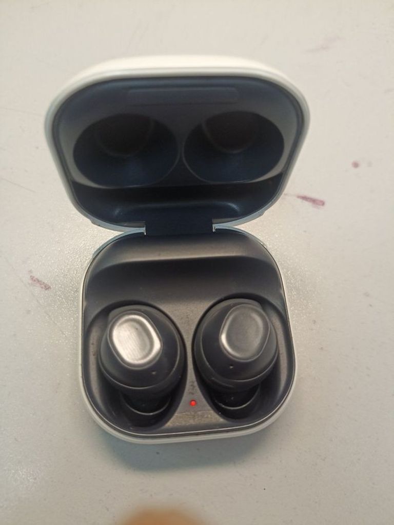 Оголошення Samsung galaxy buds fe Б/У