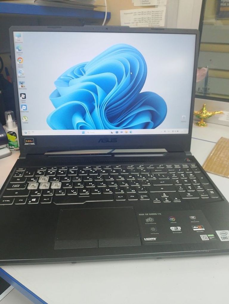 Купить Asus 15/core i5-10300h ddr4/8gb ddr4/hdd *відсутній/ssd 512 gb/geforce gtx1650 4gb Б/У