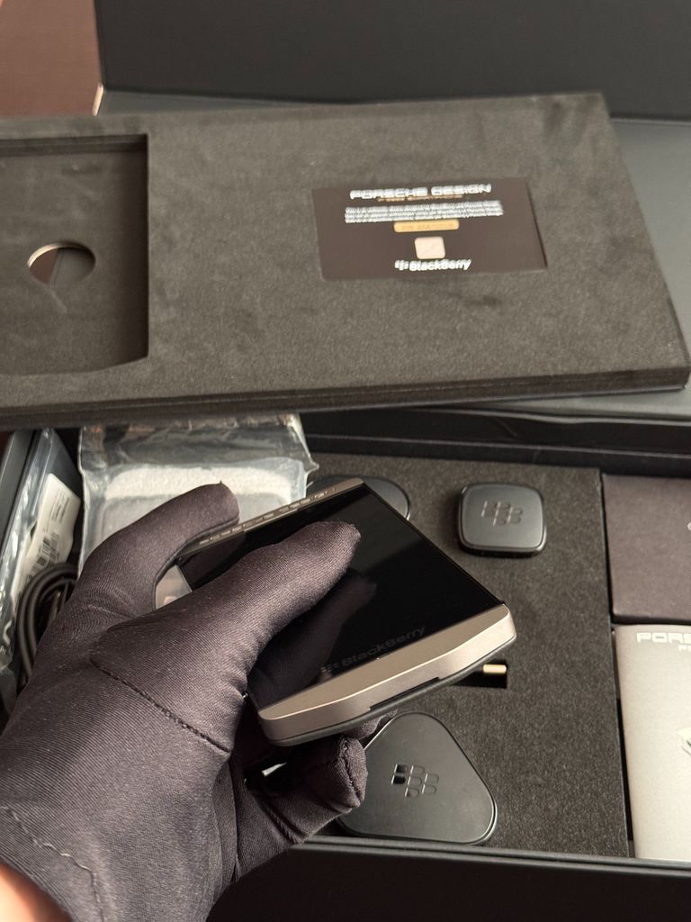 Blackberry Porsche Design P9982 + чехол в подарок! Код:null. Зображення 7