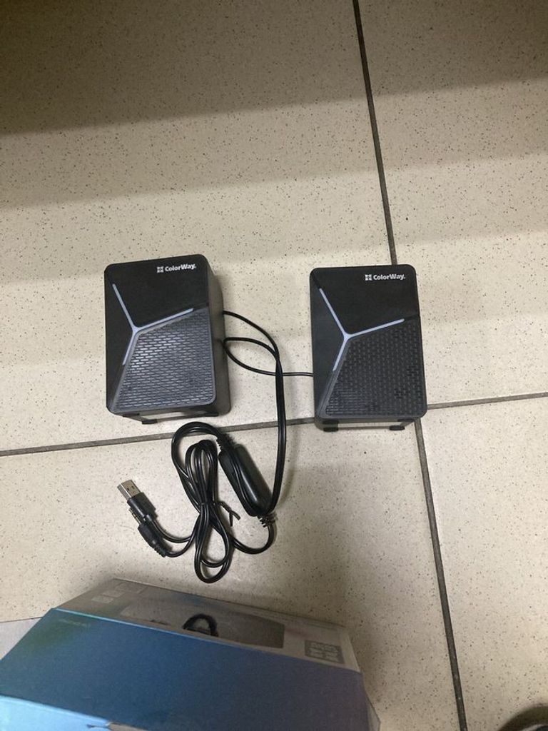 Дешево Colorway spu01bk з ломбарду