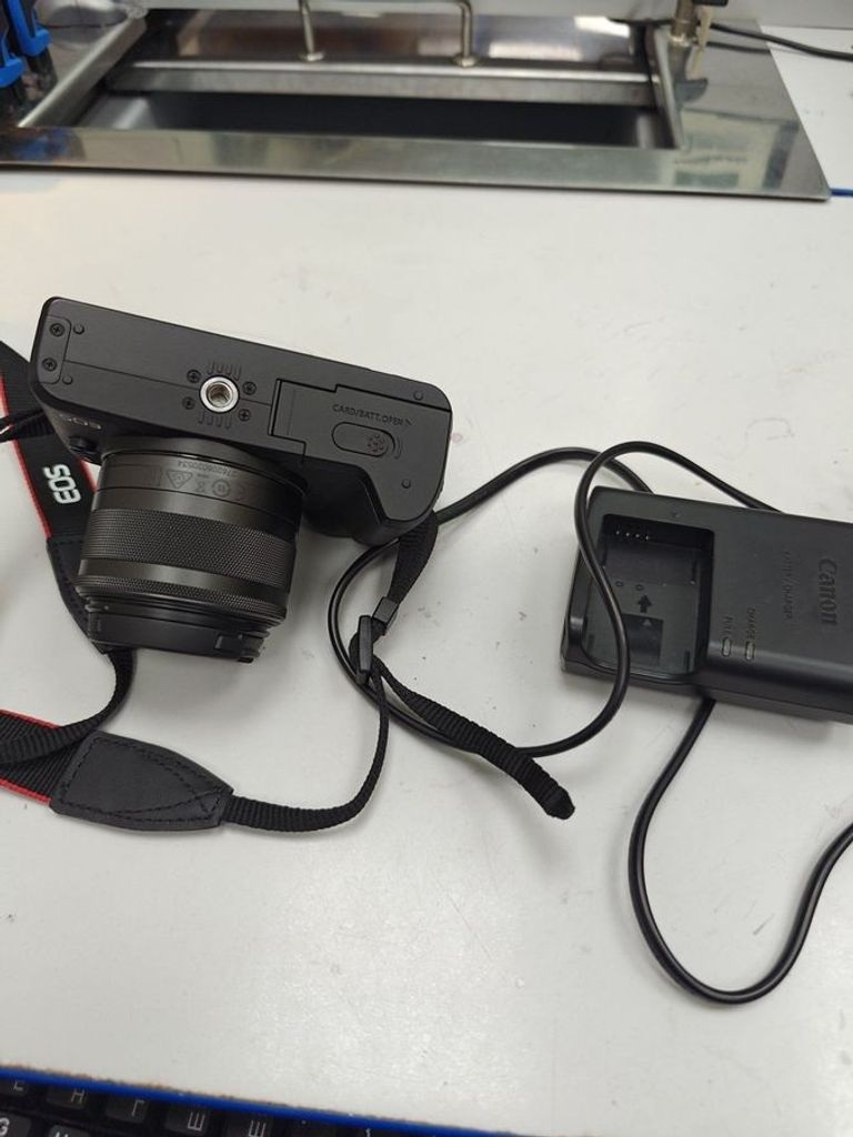 Розпродаж Canon EOS M50 Mark II kit (15-45mm) IS STM Black (4728C043), продавець Техноскарб