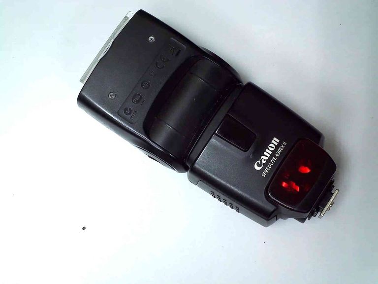 Оголошення Canon Speedlite 430EX II Б/У