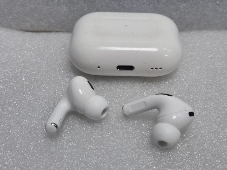 Объявление Apple airpods pro 2nd generation with magsafe charging case usb-c Б/У