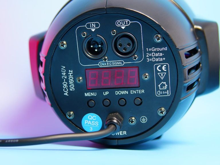 Дешево LED прожектор STLS Par COB 200w RGBW. Новий. з ломбарду