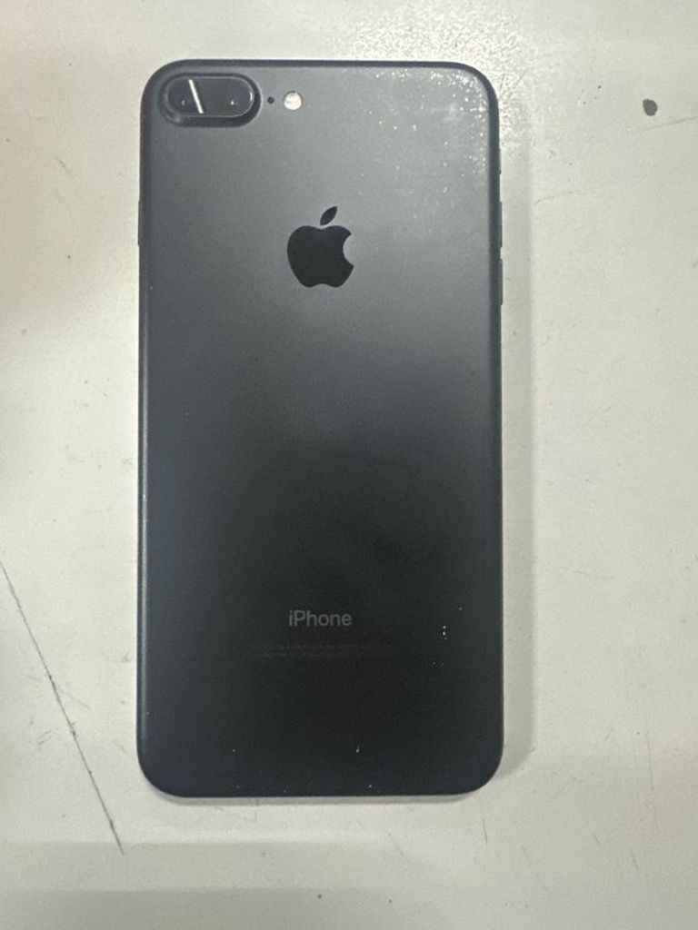 Розпродаж Apple iPhone 7 Plus 32GB Black (MNQM2), продавець Техноскарб