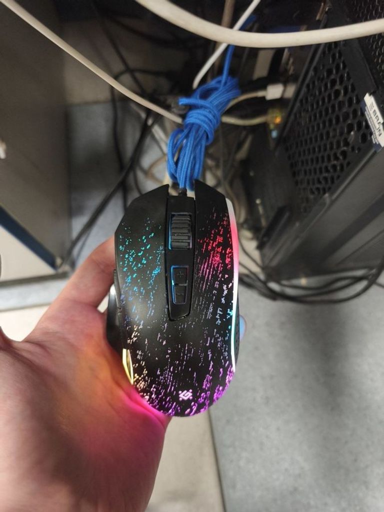 Дешиво Defender gm-680l с ломбарда