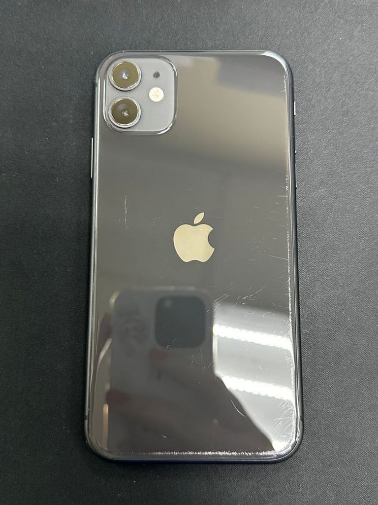 Купити Apple iPhone 11 64GB White (MWL82) Б/У