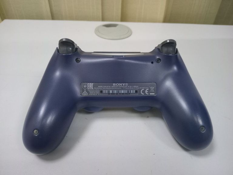 Дешиво Sony dualshock 4 v2 с ломбарда