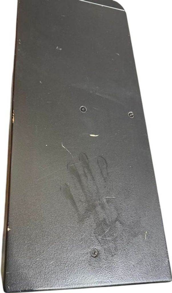 Дешево Qsc ad-s28tw з ломбарду