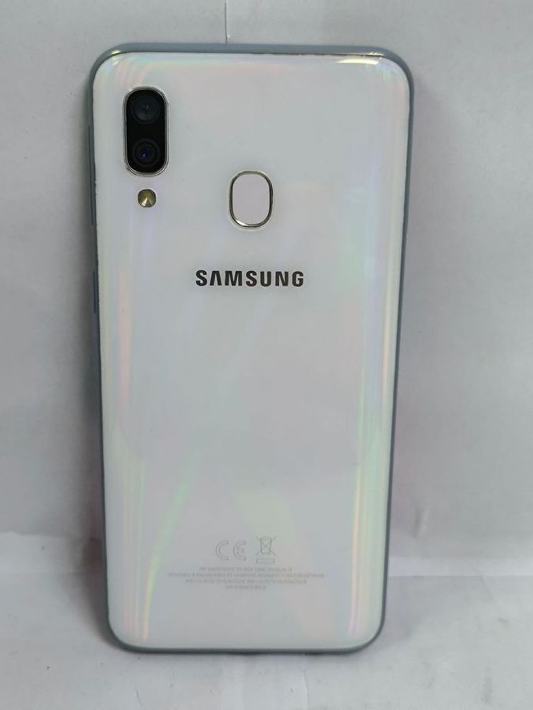 Оголошення Samsung galaxy a40 2019 sm-a405 4/64gb Б/У
