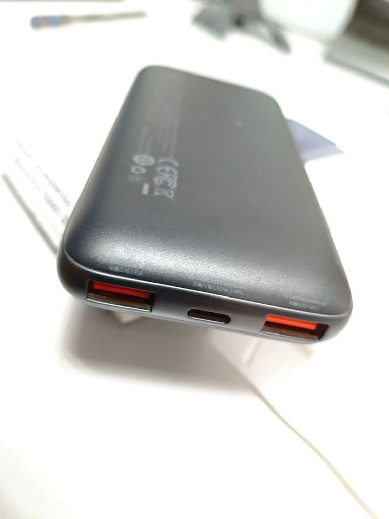 Дешево Baseus 10000 з ломбарду