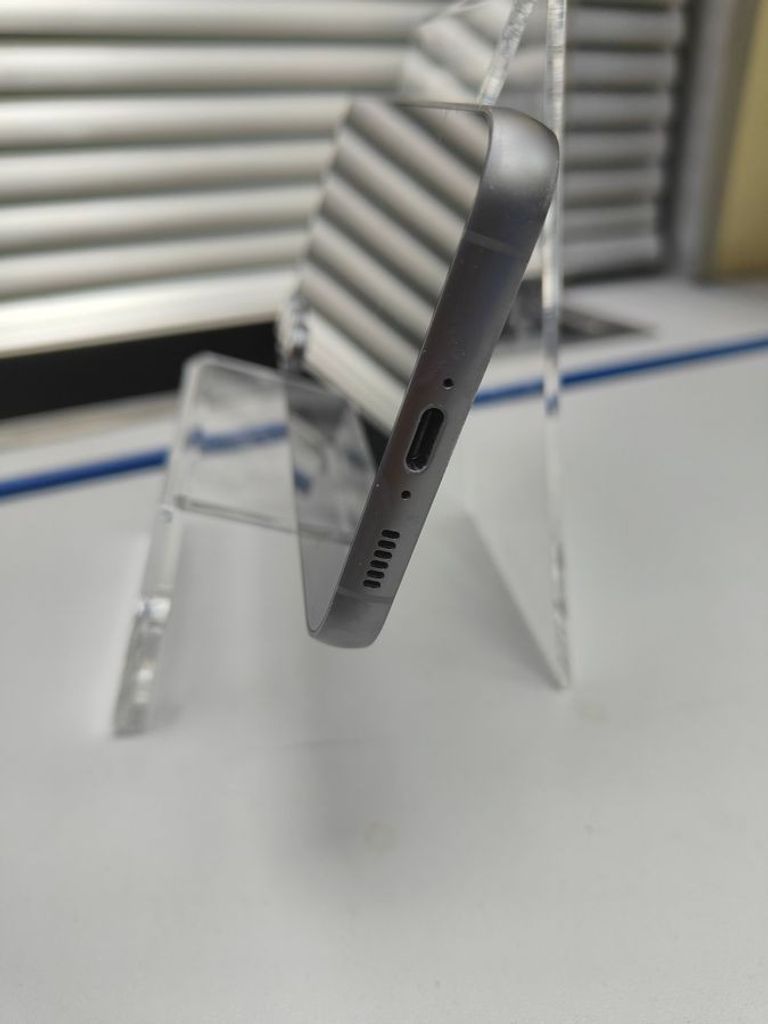 Розпродаж Samsung galaxy s23 fe sm-s711b 8/128gb, продавець Техноскарб