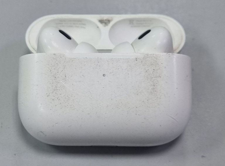 Apple airpods pro 2nd generation with magsafe charging case usb-c Код:01-200833142. Зображення 15