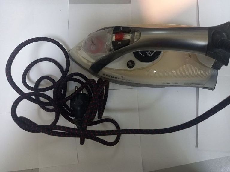 Дешиво Philips gc3388 с ломбарда