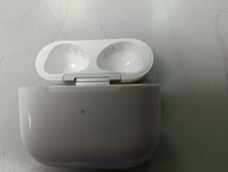 Купити Apple airpods 3rd generation Б/У