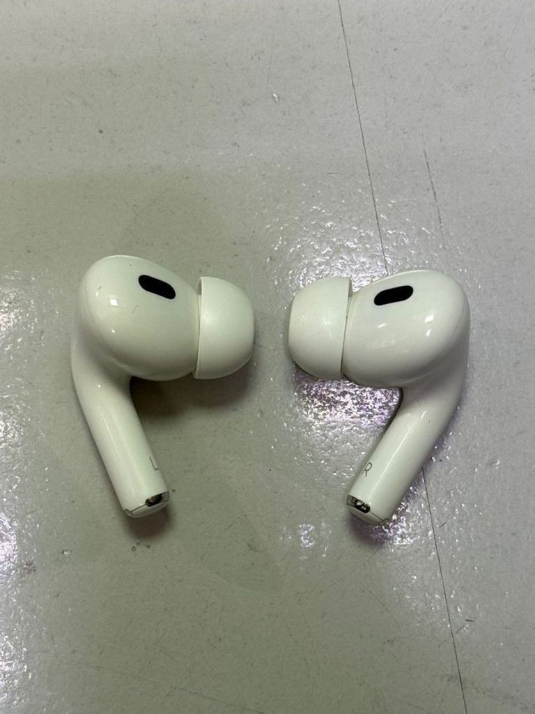 Apple airpods pro 2nd generation with magsafe charging case usb-c Код:01-200858739. Зображення 12