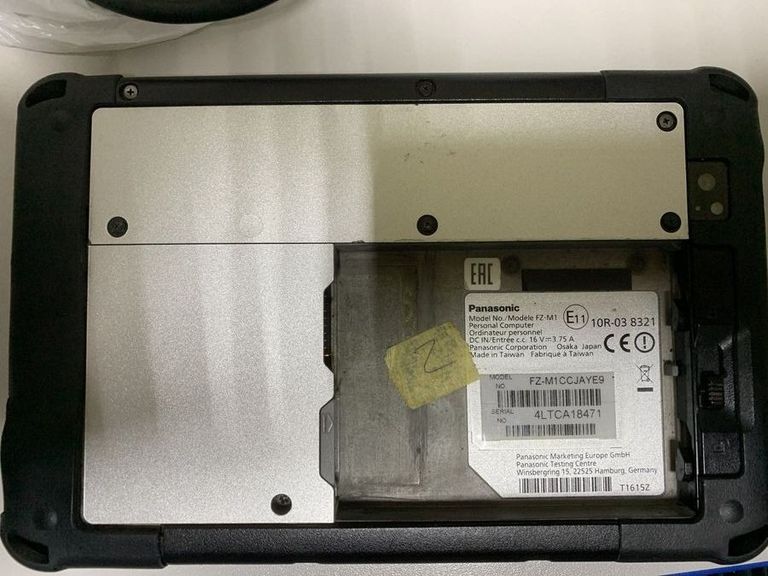 Оголошення Panasonic fz-m1/core m5-6y57 1.10ghz/4gb ramm/128gb ssd/intel graphics 515 Б/У