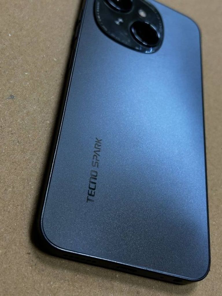 Дешево Tecno spark go 1 kl4 3/64gb з ломбарду