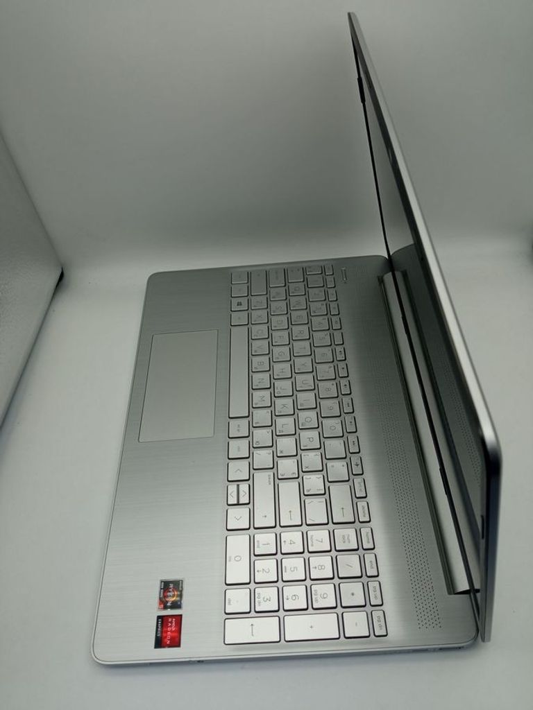 Дешево Hp 15/ryzen 5 4500u ddr4/8gb ddr4/hdd *відсутній/ssd 256 gb/*інтегрована з ломбарду