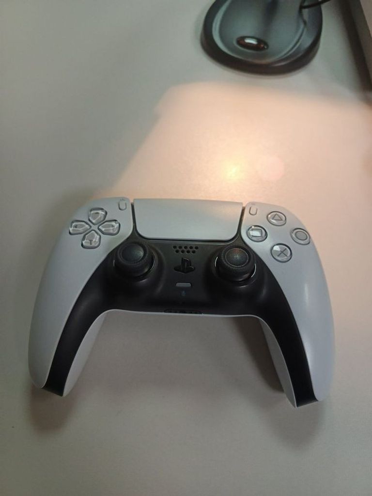 Оголошення Sony DualSense Black Б/У