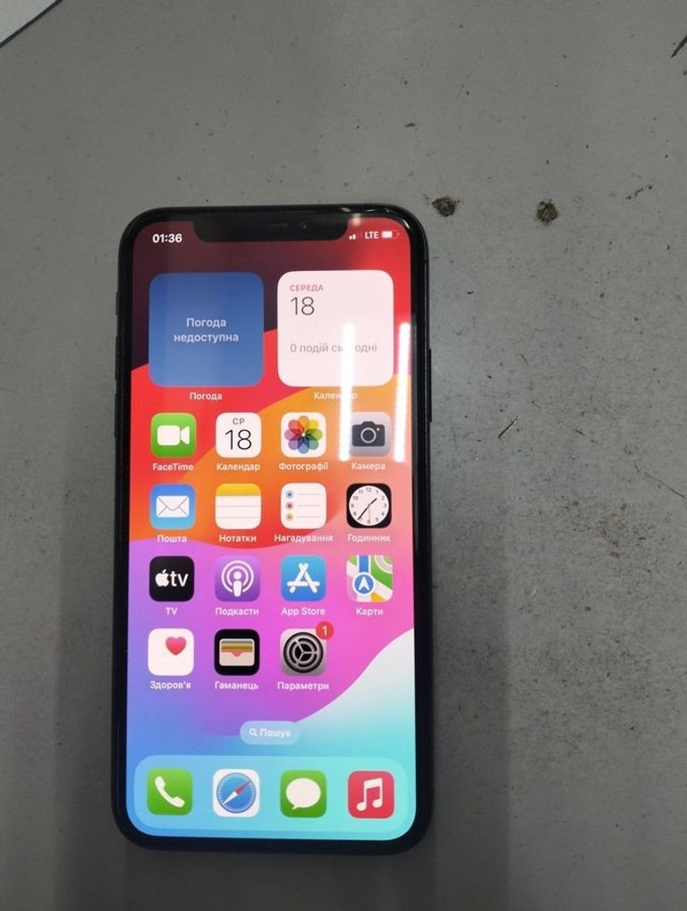 Купити Apple iphone xs 64gb Б/У