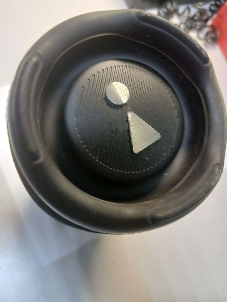 Дешево Jbl charge 5 з ломбарду