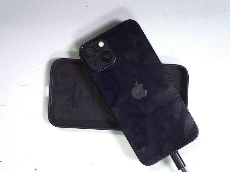 Дешево Apple iphone 13 128gb з ломбарду