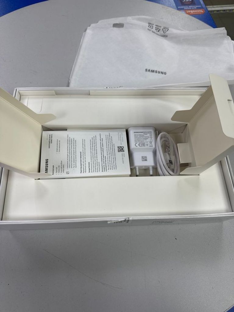 Дешиво Samsung galaxy tab a8 10.5 4/64gb с ломбарда