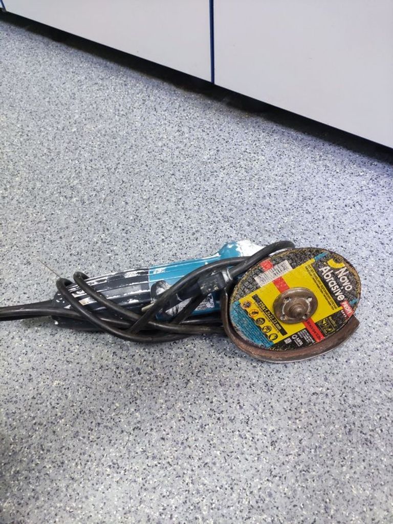 Оголошення Makita GA5030 Б/У